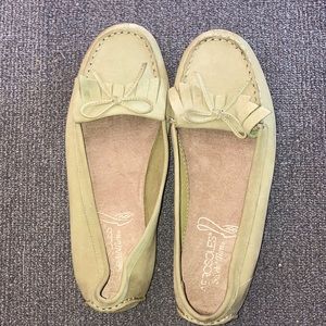 Aerosoles flat slip on- worn twice.